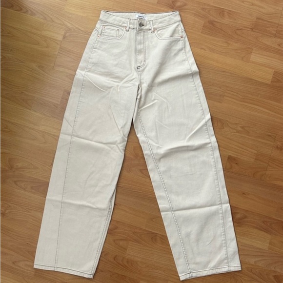 Garage Baggy High-rise Wide Leg Jeans in Cream/beige - Picture 7 of 7
